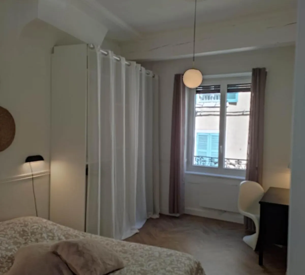 Plein Centre De Vienne Avec Balcon Apartment 0*, Vienne (Isere) France