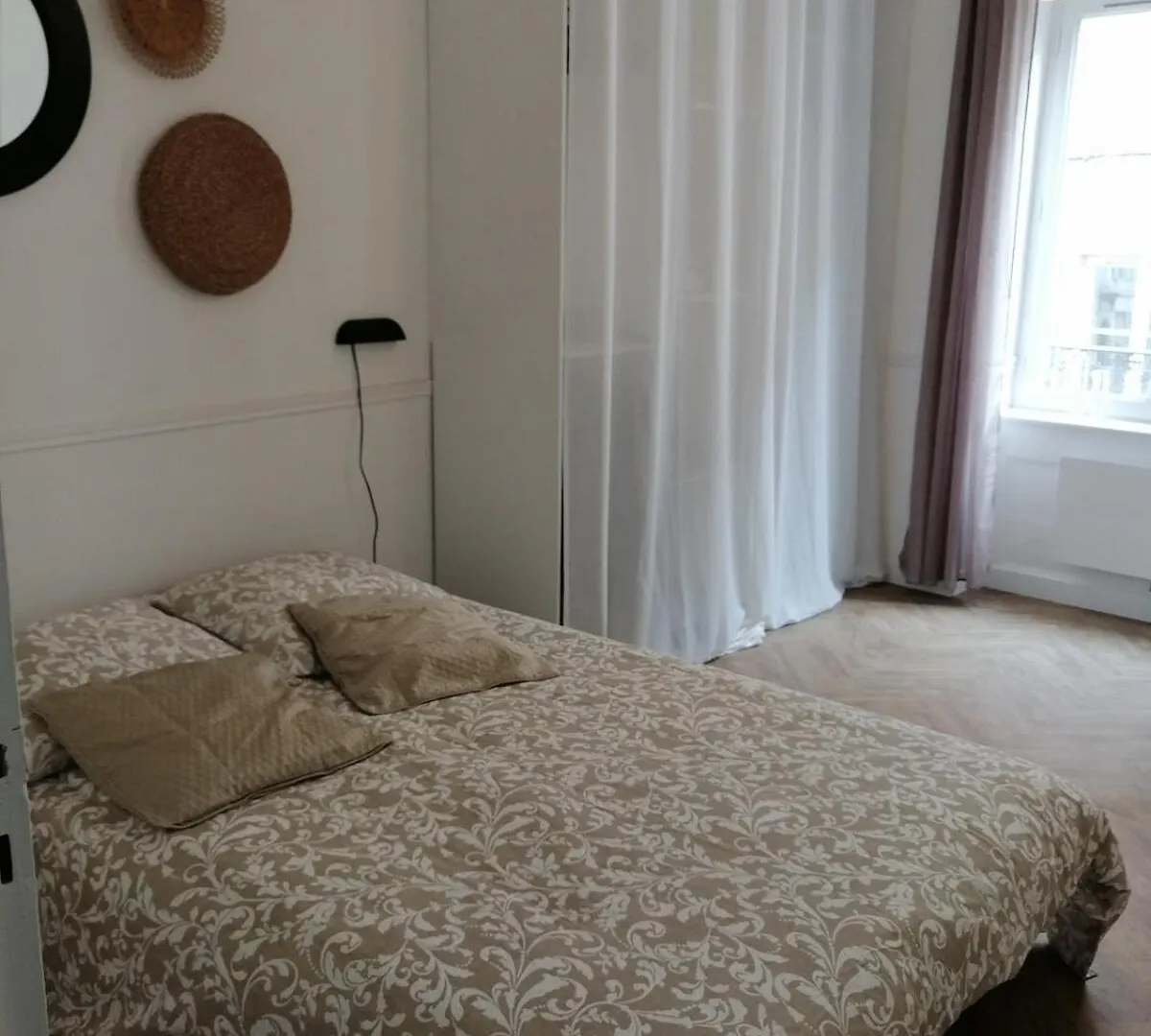 Plein Centre De Vienne Avec Balcon Apartment  Vienne (Isere)